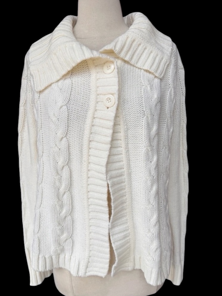 Late 90s/Y2k Sonoma 100% Ivory Acrylic Cape-Style Collar 2-Button Cable-Knit Car